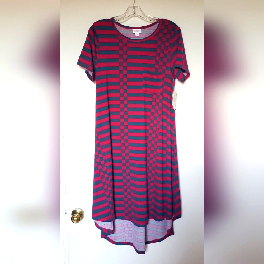 LuLaRoe Carly medium NWT Red Green Colorblock striped dress short sleeves